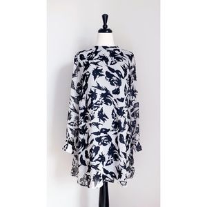 ASTR Long Sleeve Floral Shift Dress
